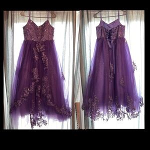 Girls size 12 NWT purple / lavender formal pageant gown